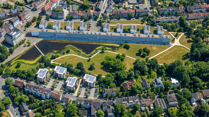 In Gelsenkirchen und Umgebung ist die EH Rhein-Ruhr GmbH langjährig erfolgreicher Vermittler für Eigentümer, die ihr Mehrfamilien­haus veräußern möchten. Wir kennen die Region und zeigen gern ihre schönsten Seiten: hier den Wissenschaftspark.